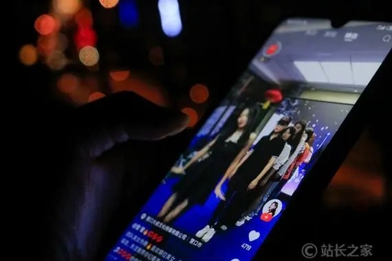 快手激萌可心做微商出售的是正品还是假货?虽然二维码可以扫出来但是?